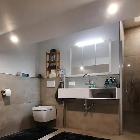 Apartamento Ferienwohnung Windhagen